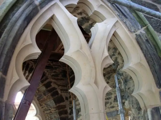 Tracery windows west church thurso