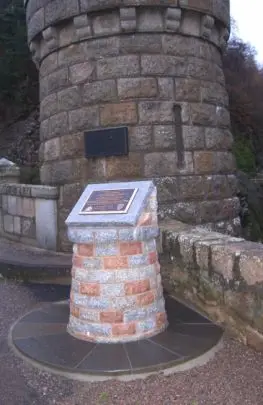 Telford bridge monument