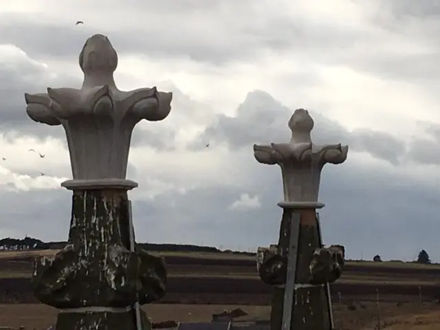 Kirk Of Scotland hand carved finials