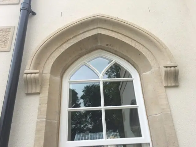 sandstone moulded windows